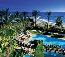 puente romano hotel