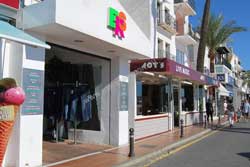 eks in Puerto Banus
