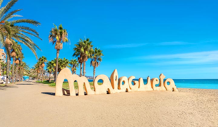 Málaga airport - sunny day Malagueta beach